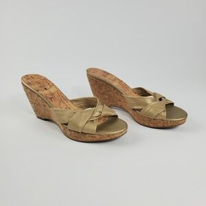 Bandolino Sandal Womens 8.5‎ M Leather Slide Platform Gold Open Toe Wedge Heel